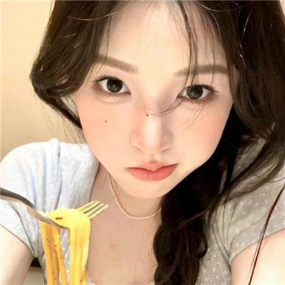 闪婚后,我成为全家福星